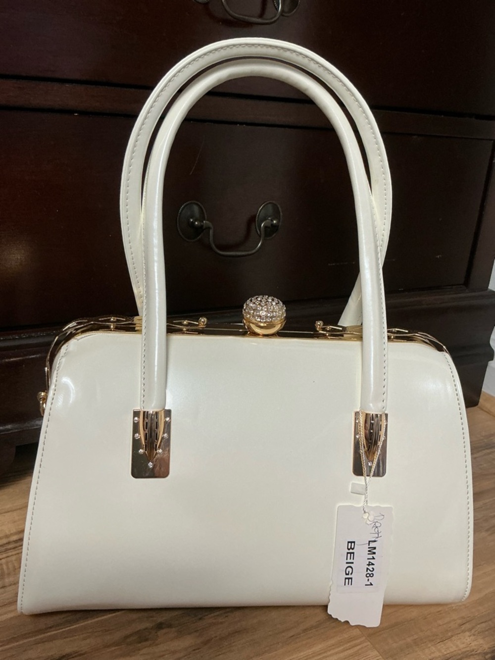 Elegant Ivory Vintage Handbag Rhinestone Clasp Gold Trim NWT